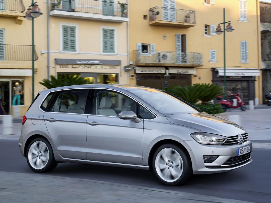  Volkswagen Golf Sportsvan TDI 2014 года  (фото 6 из 36)